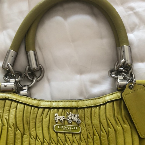 Shoulder Bag - Picture 2 of 5